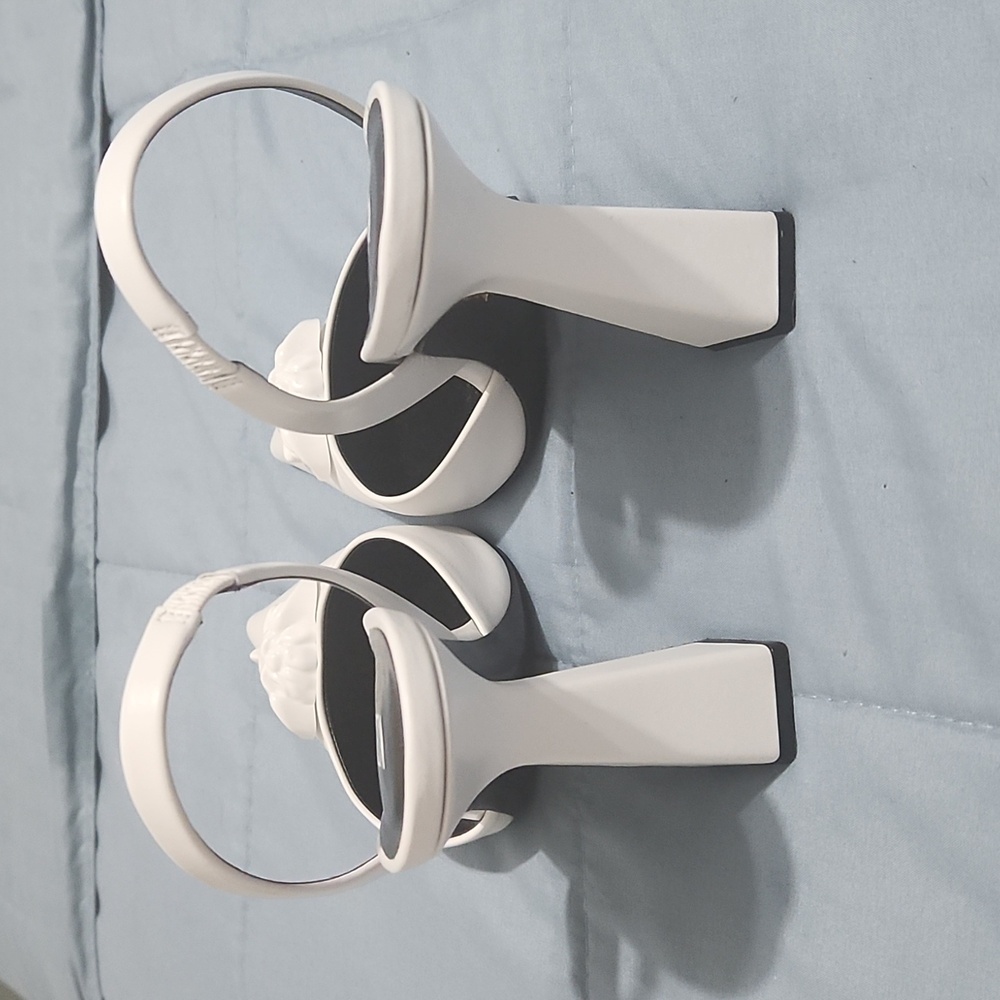 Versace High Heels - Picture 10 of 10